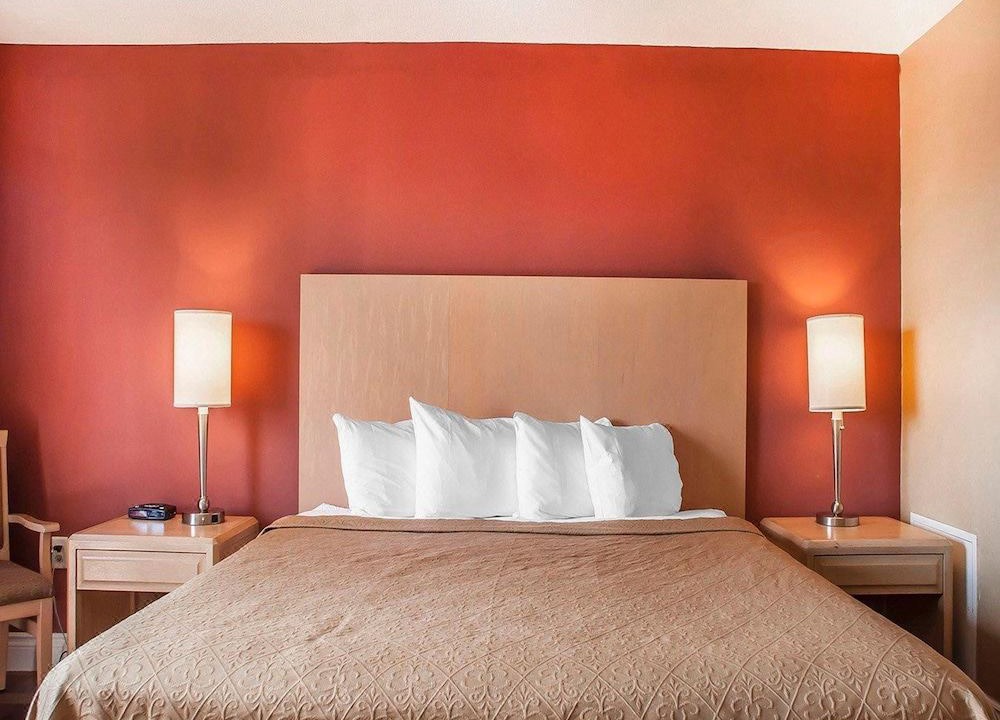 Photo of Bedroom in Fallsview