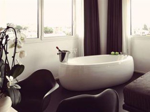 Photo of Bathroom in Nove