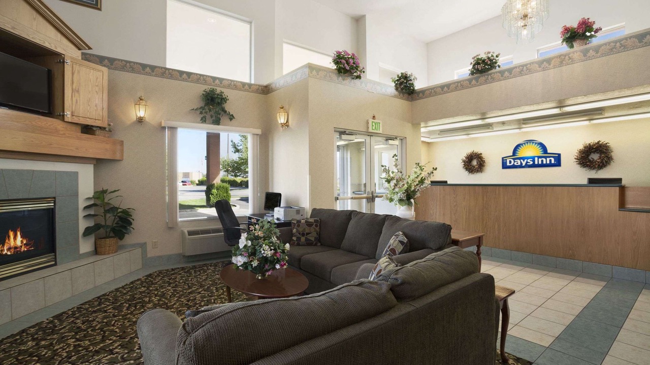 Photo of Livingroom in Springville
