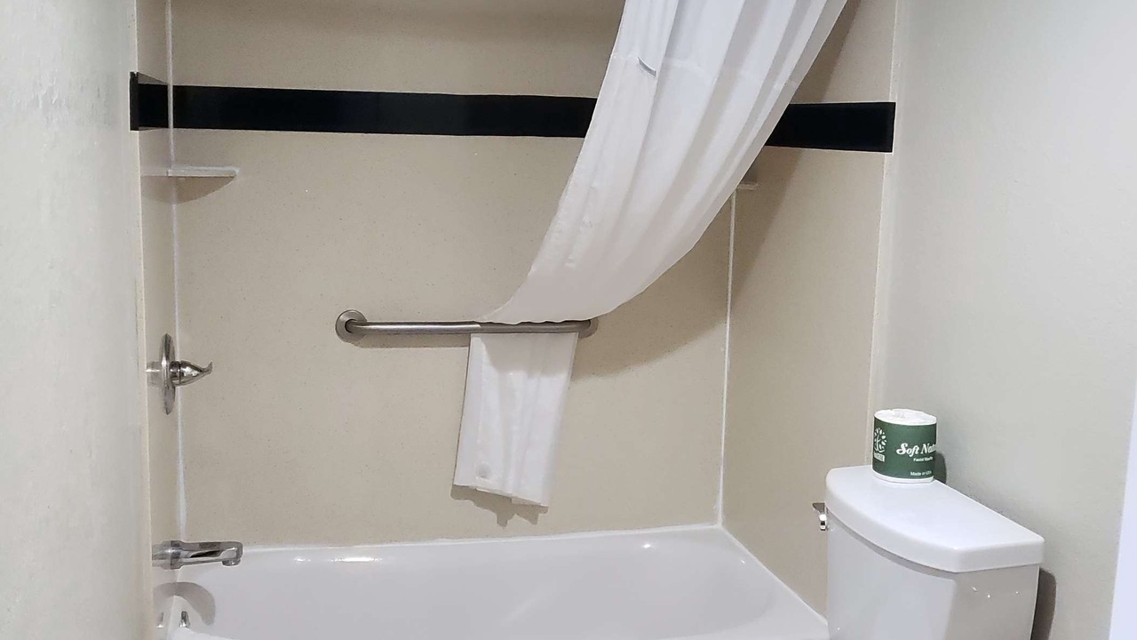 Photo of Bathroom in Vallejo