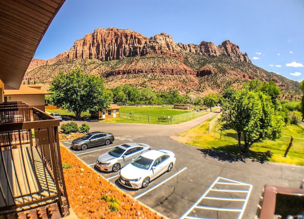 Photo of Others in Zion National Park South Entrance