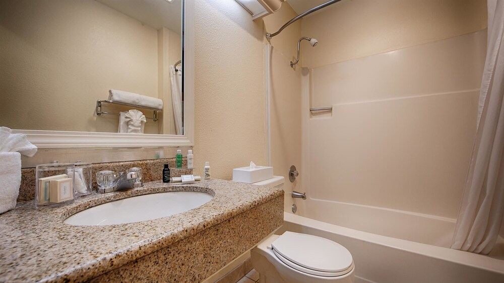 Photo of Bathroom in Martinez