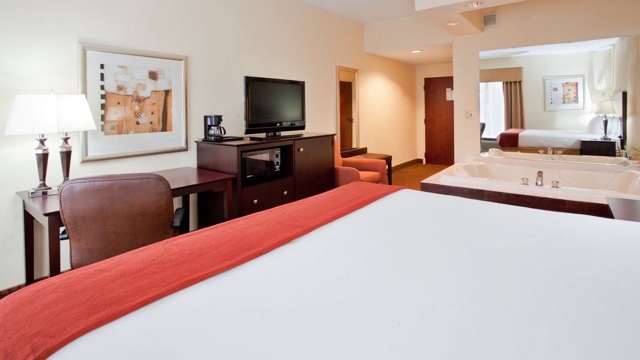 Photo of Bedroom in Covington