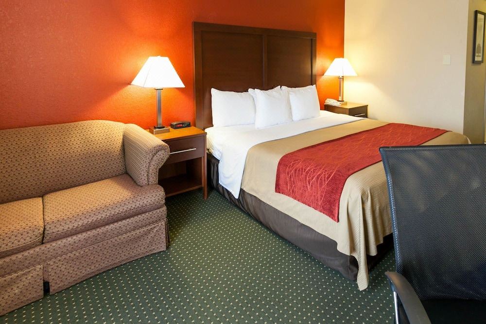 Photo of Bedroom in Barium Springs