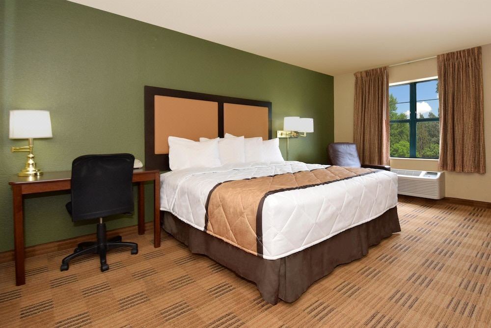 Photo of Bedroom in Saint Marys  Allen County