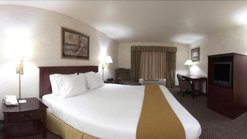 Photo of Bedroom in Fort Atkinson