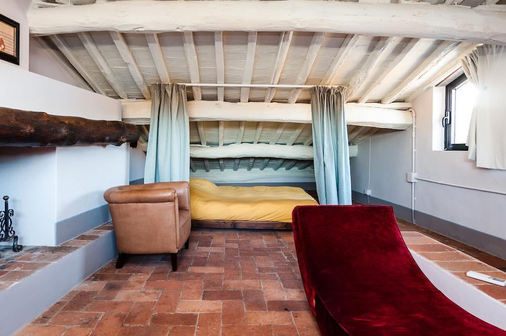 Photo of Livingroom in Lucca Historical Center
