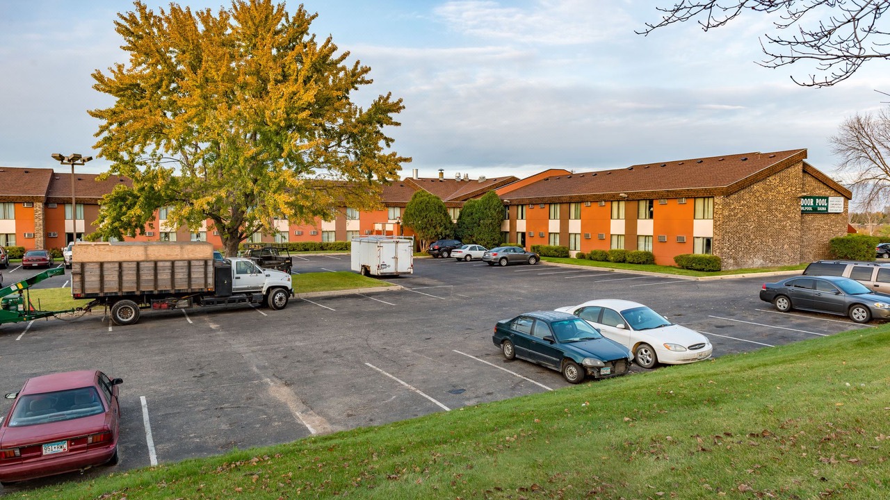 Photo of Buildings in Burnsville