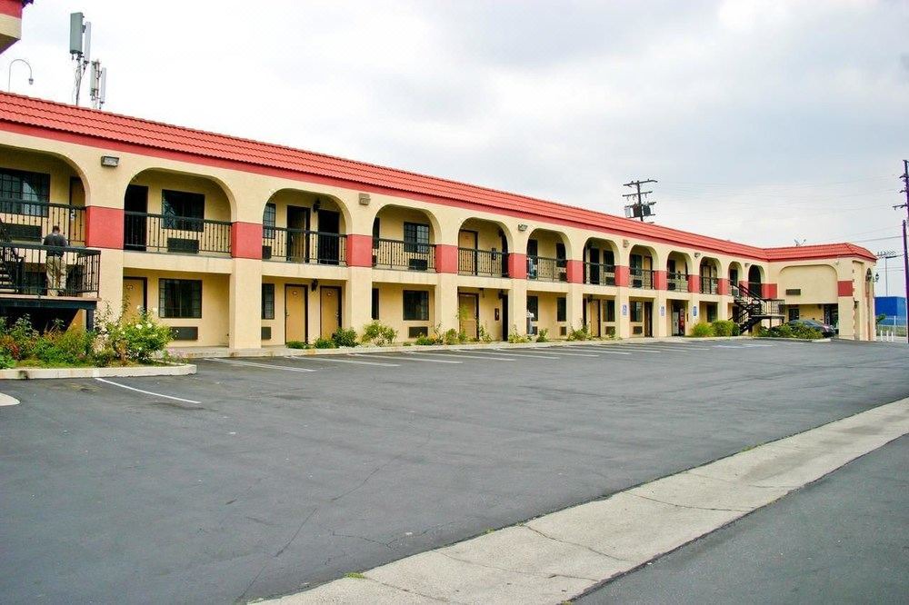 Photo of Buildings in West Athens