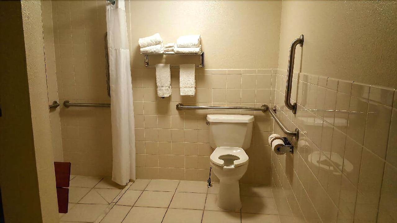 Photo of Bathroom in Muscatine