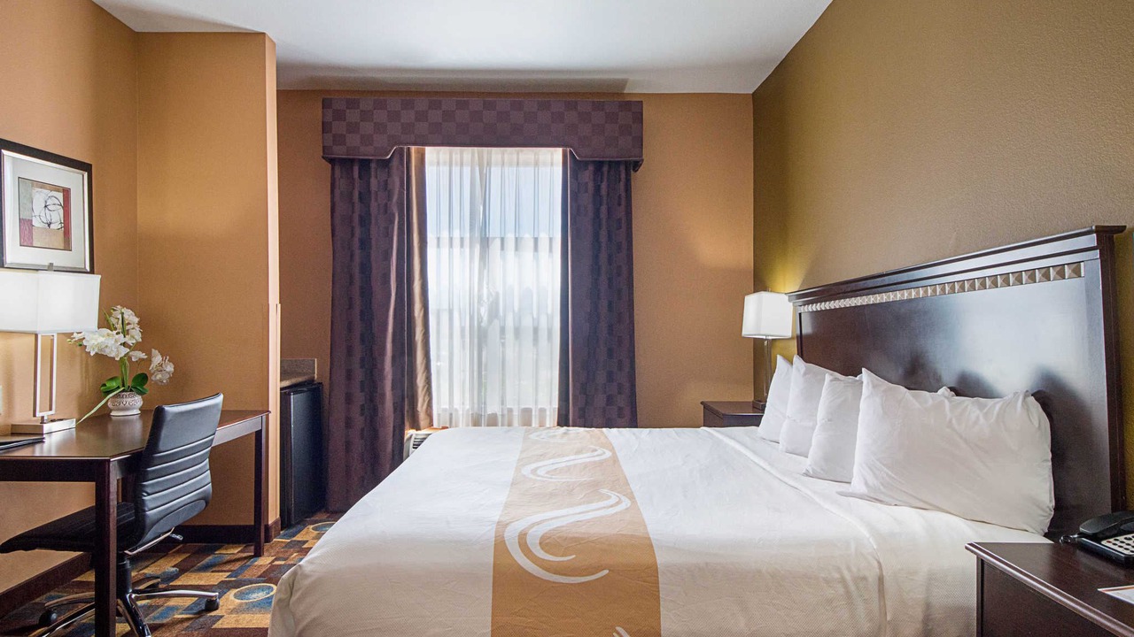 Photo of Bedroom in Kyle