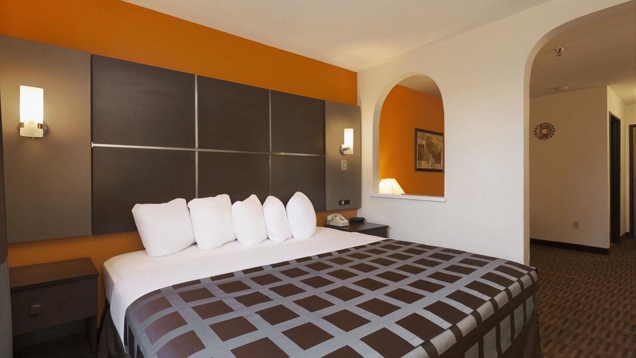 Photo of Bedroom in Los Lunas