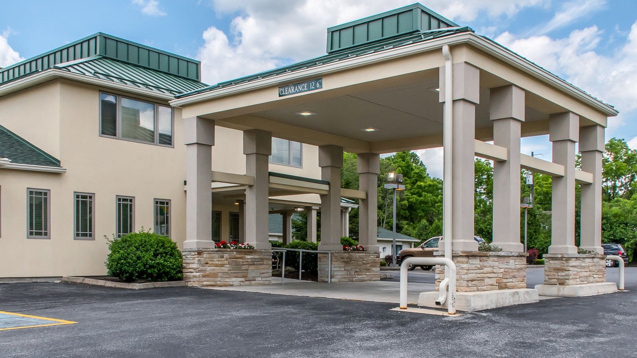 Photo of Buildings in Bedford