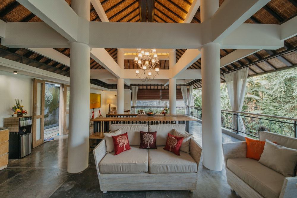 Photo of Livingroom in Petulu