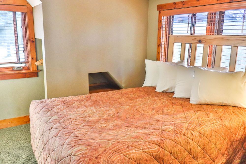 Photo of Bedroom in Nisswa