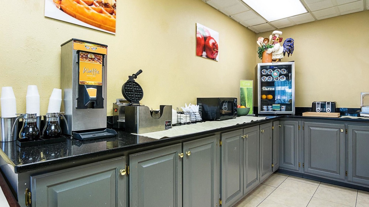 Photo of Kitchen in Lookout Valley Neighborhood Association