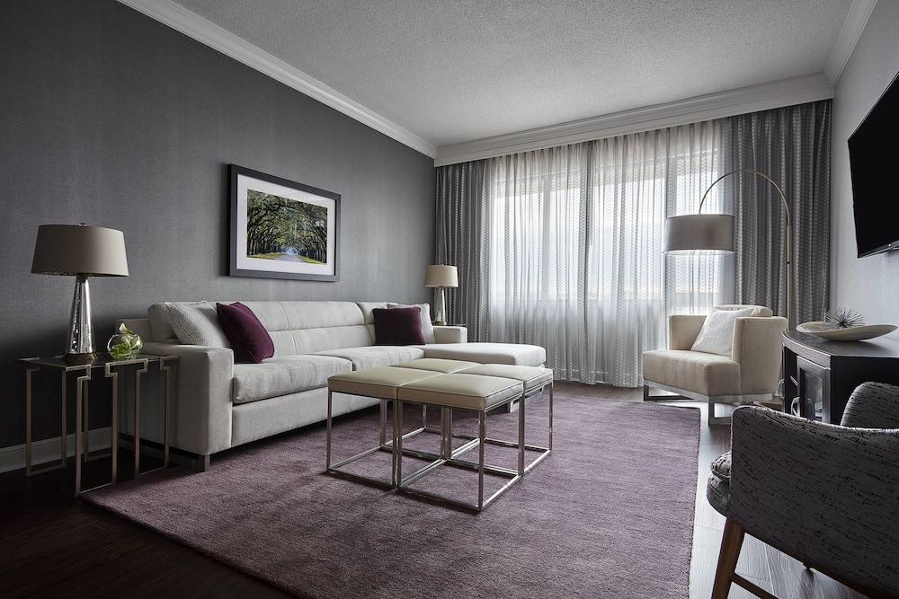 Photo of Livingroom in Barclay Downs