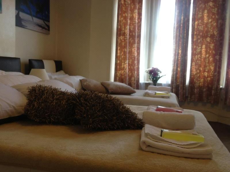 Photo of Livingroom in Bensham Manor