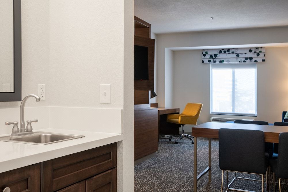 Photo of Livingroom in Van Nuys