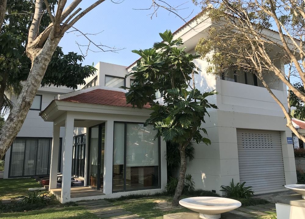 Photo of Buildings in Ngu Hanh Son