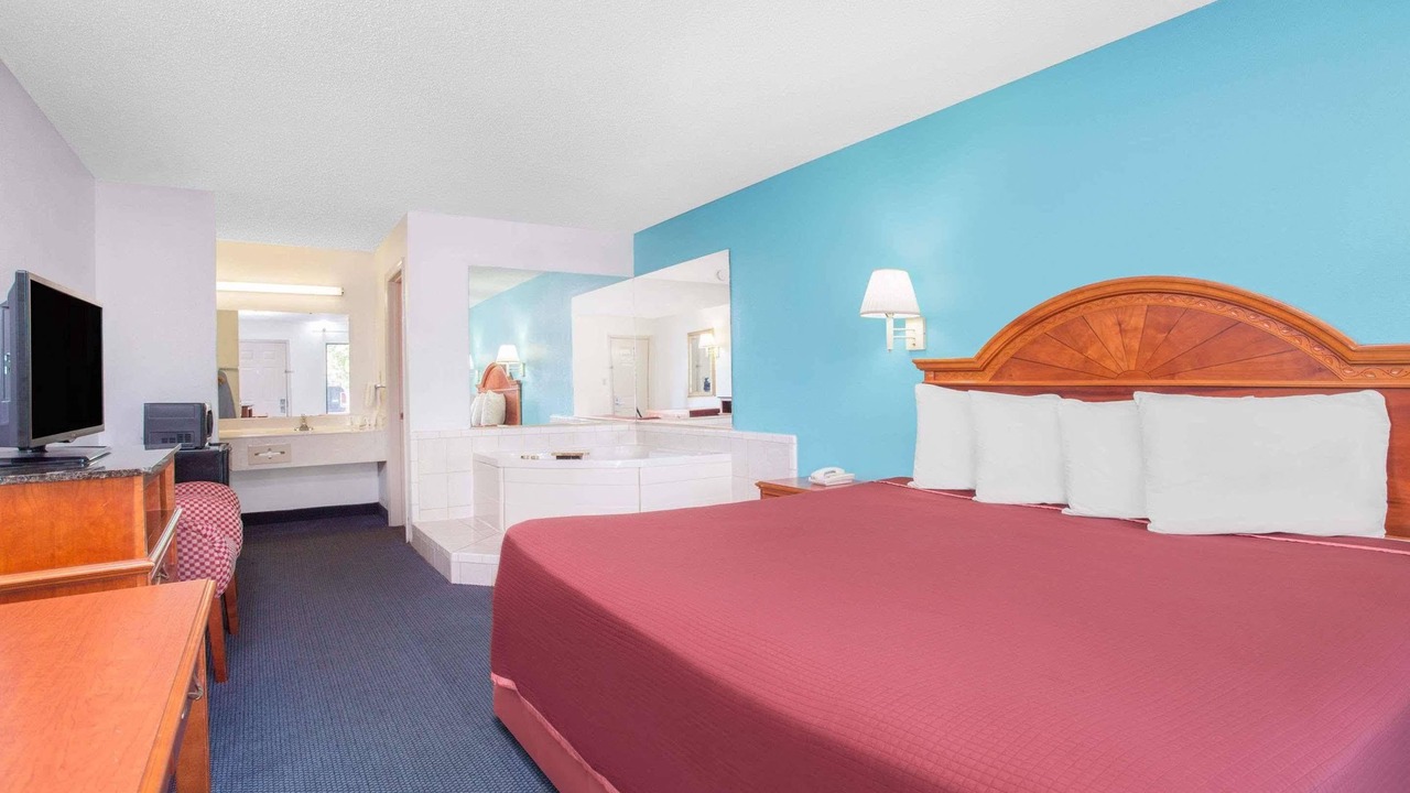Photo of Bedroom in Aiken