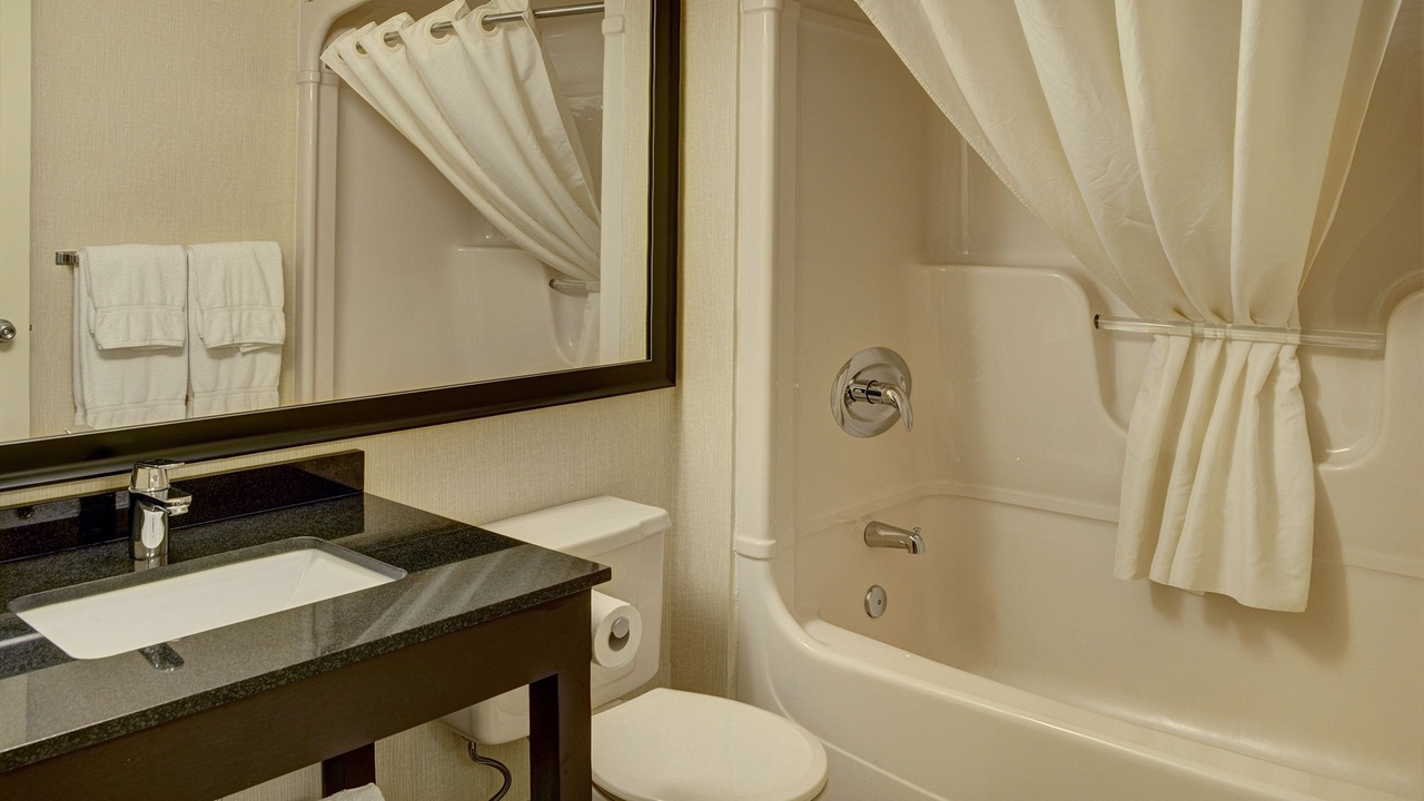 Photo of Bathroom in Simcoe