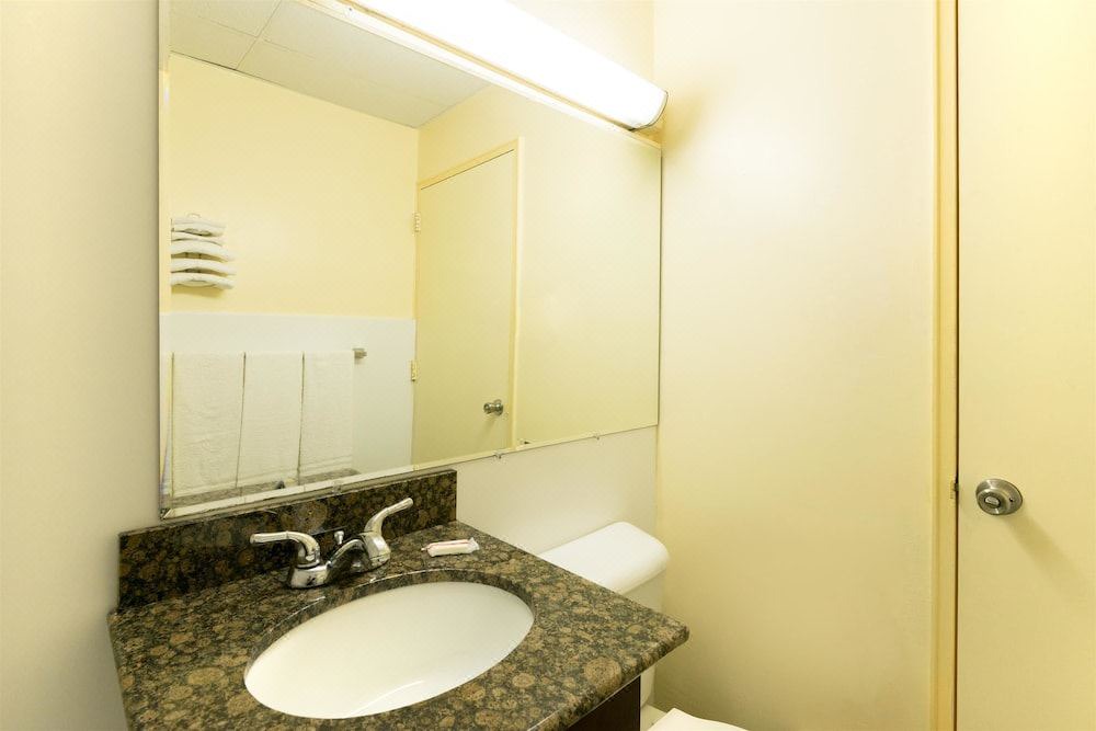 Photo of Bathroom in Ogontz Campus