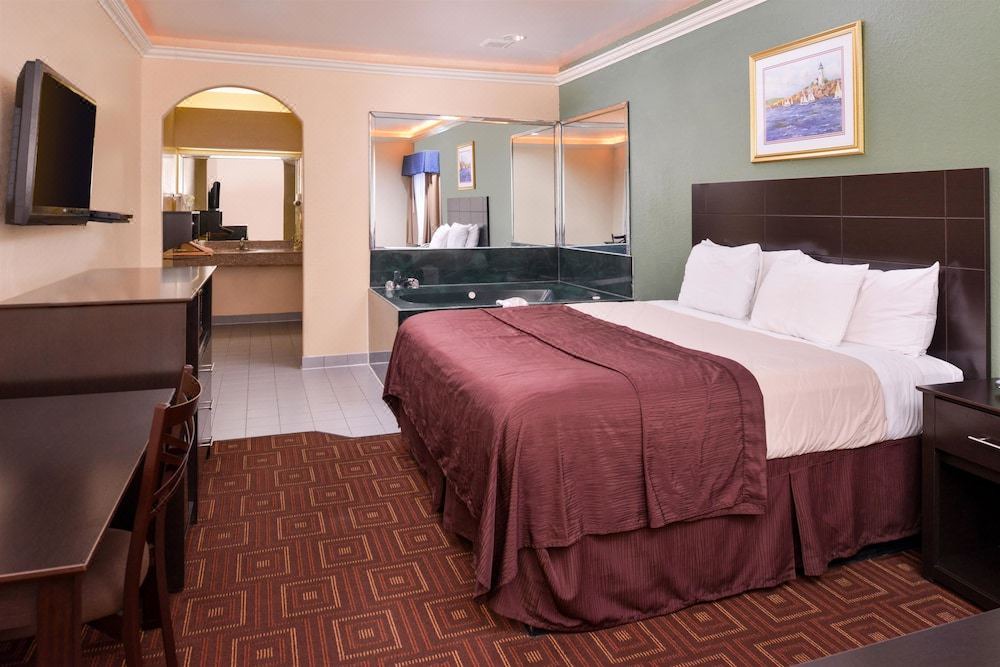Photo of Bedroom in Baytown