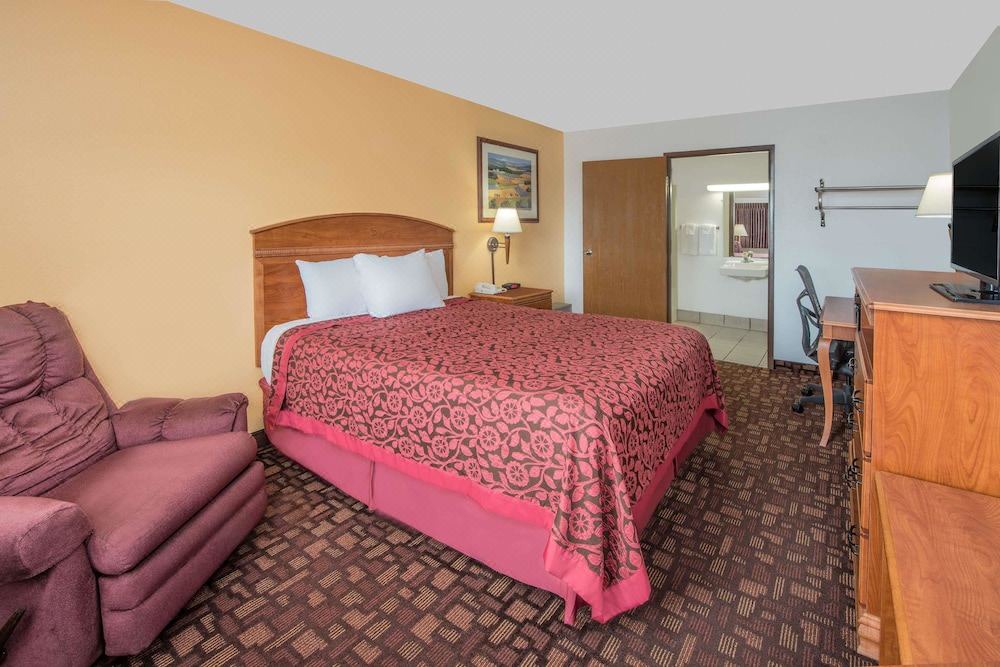 Photo of Bedroom in Kingdom City
