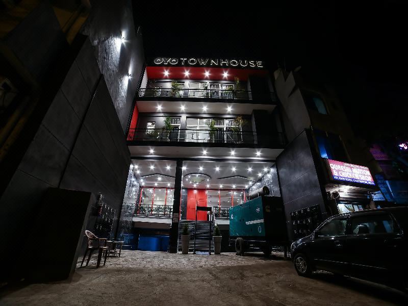 Photo of Buildings in Chhatarpur