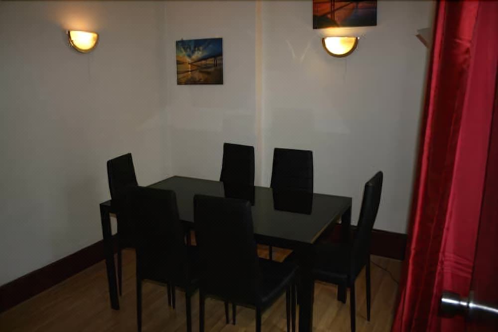 Photo of Livingroom in Hammersmith and Fulham