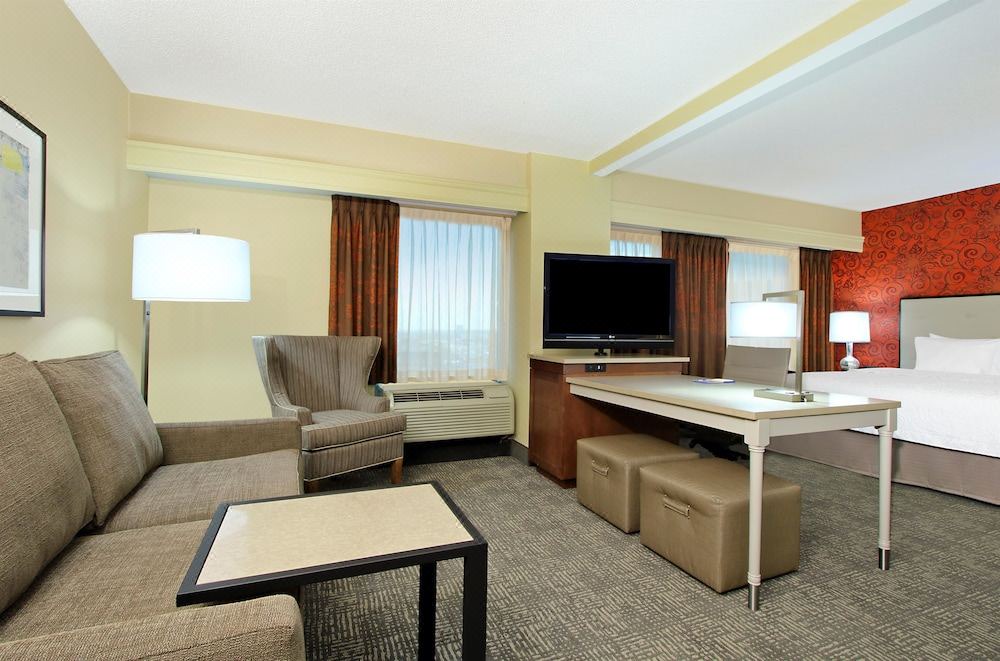 Photo of Livingroom in Arena District