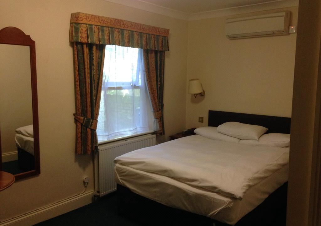 Photo of Bedroom in High Wycombe