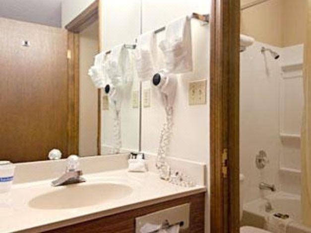 Photo of Bathroom in Perryville