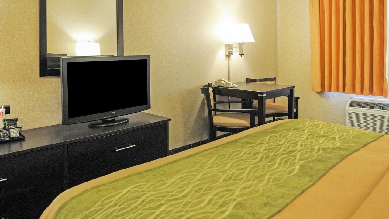 Photo of Bedroom in Northeast Heights