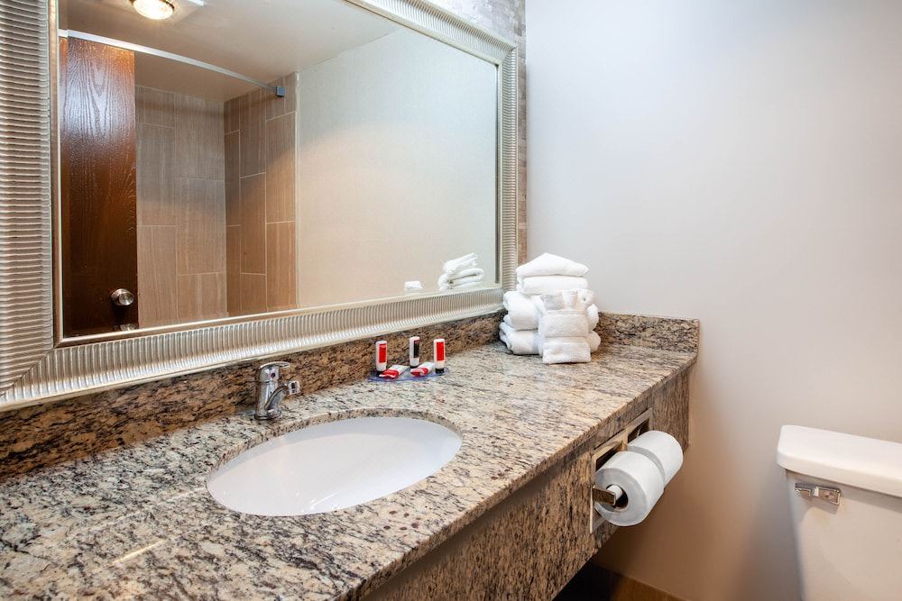 Photo of Bathroom in Romulus