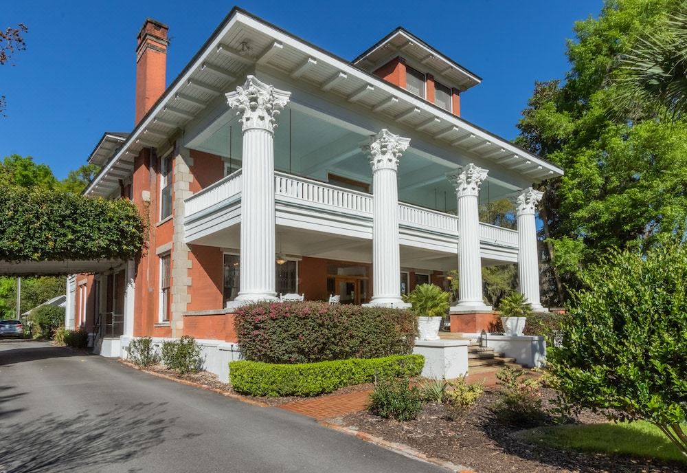 Photo of Buildings in Micanopy