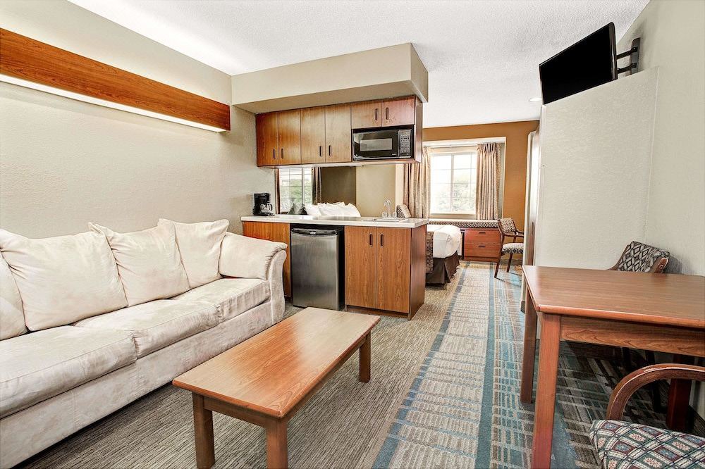 Photo of Livingroom in Mason