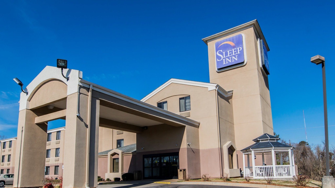 Photo of Buildings in Statesville