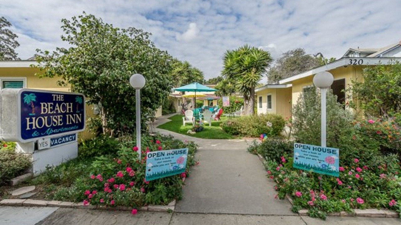 Photo of Buildings in West Beach