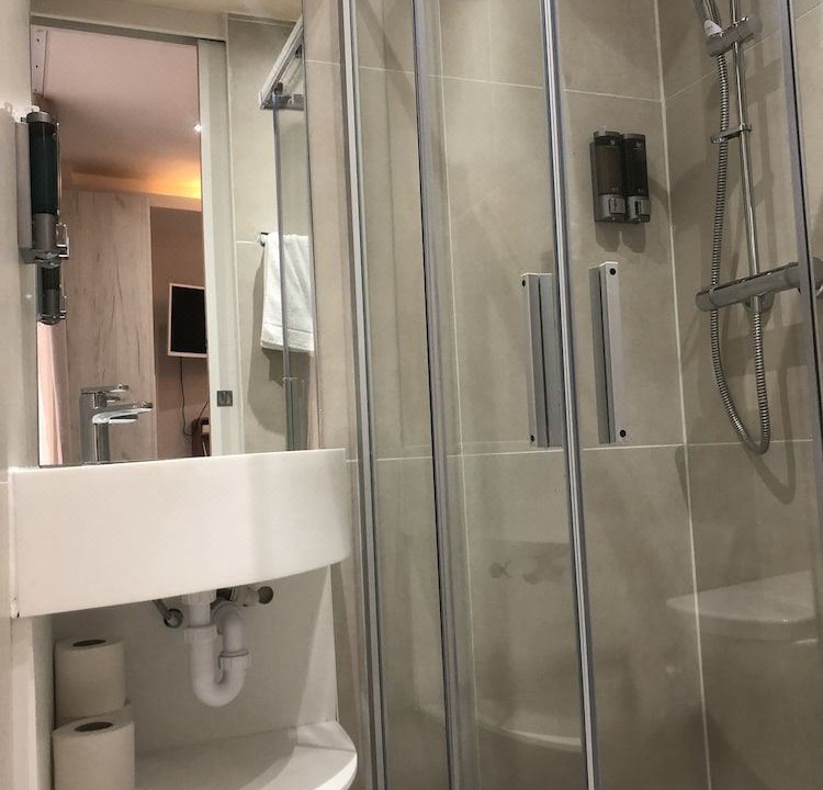Photo of Bathroom in Bishopsgate