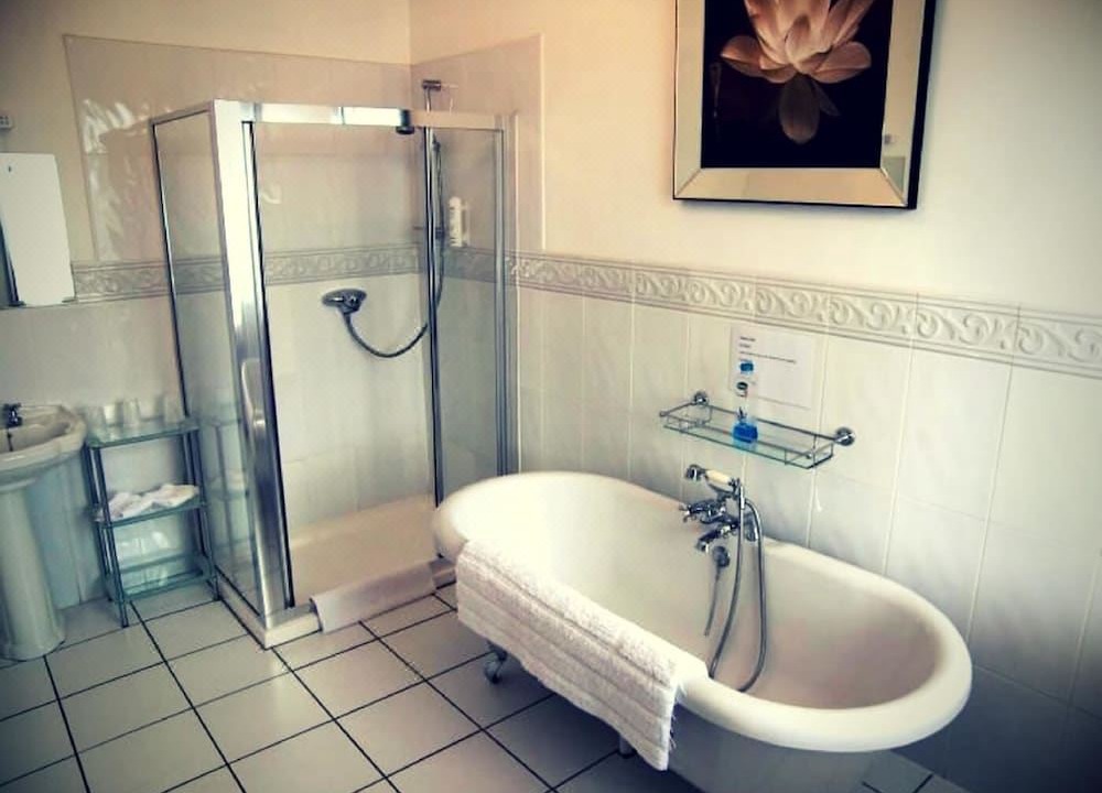 Photo of Bathroom in Dysart