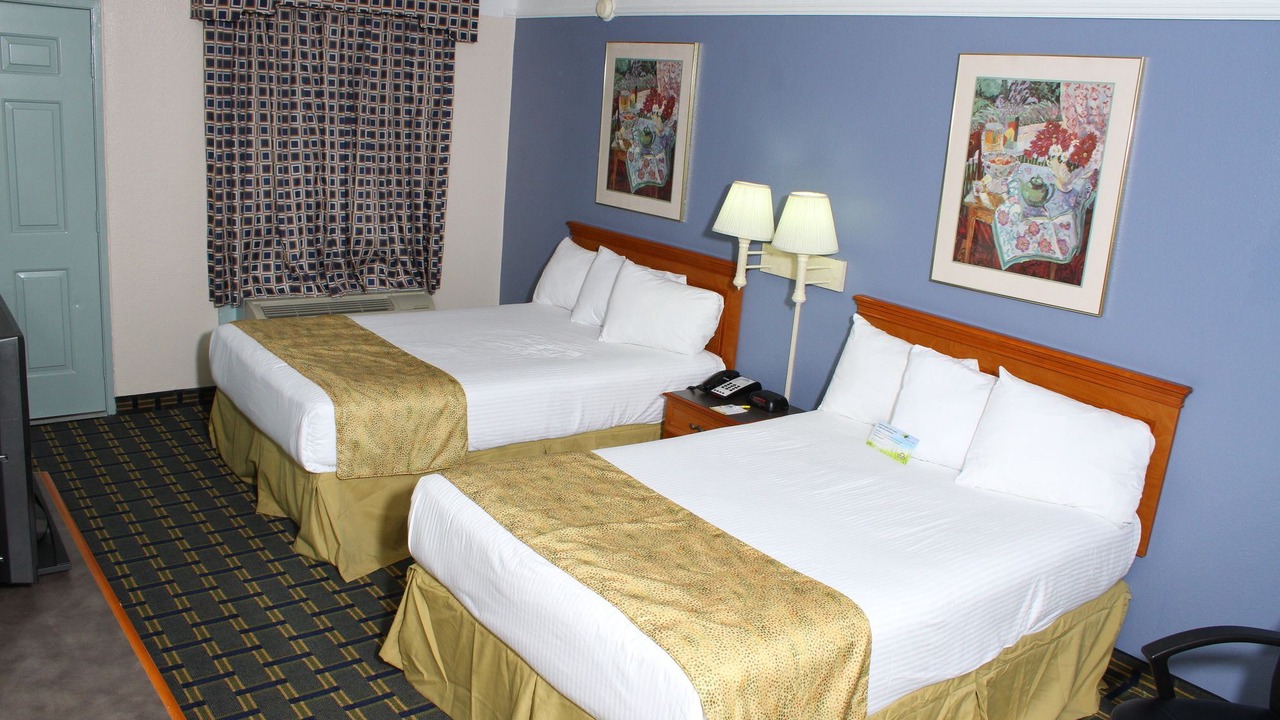 Photo of Bedroom in Brookhollow