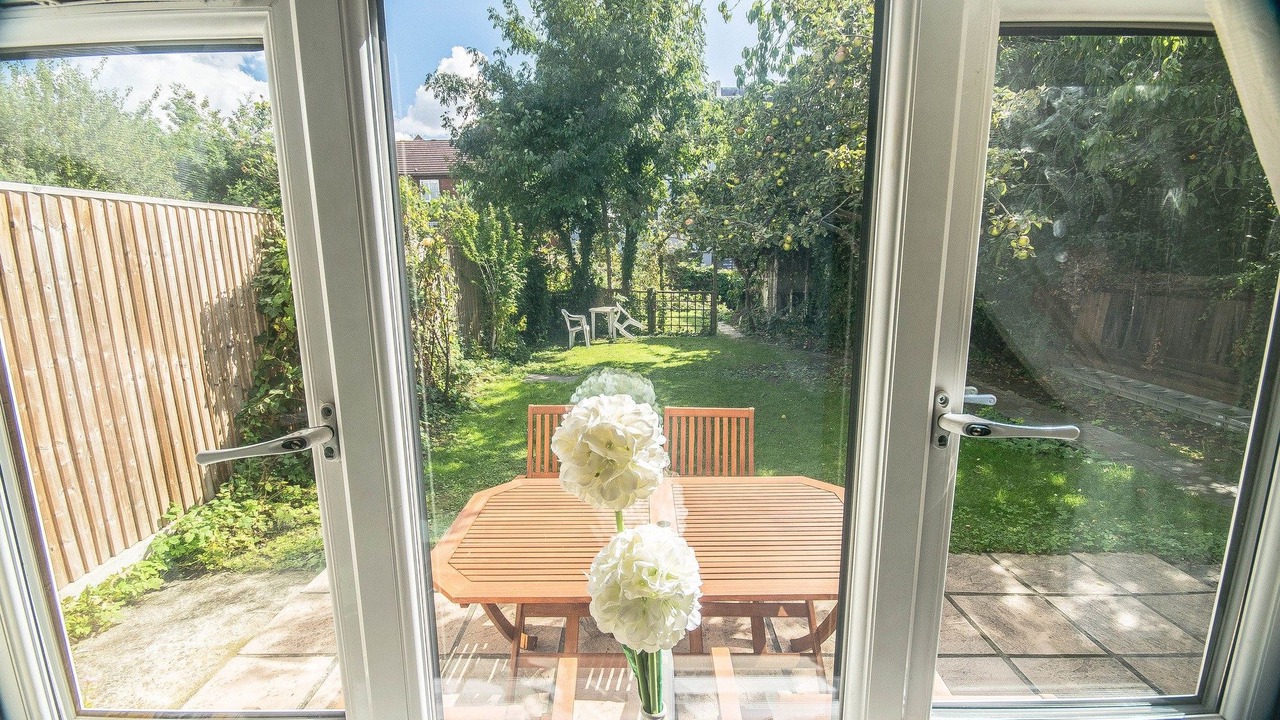 Photo of Patio Balcony in Hillside