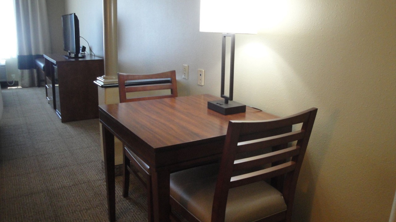 Photo of Livingroom in Victorville