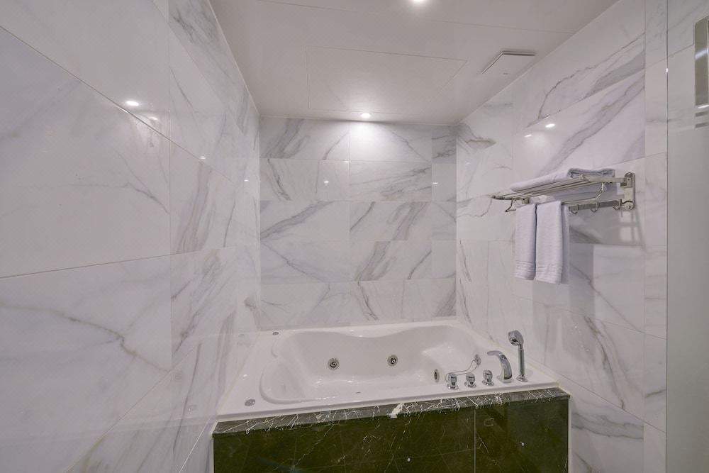Photo of Bathroom in Gwangsan-gu
