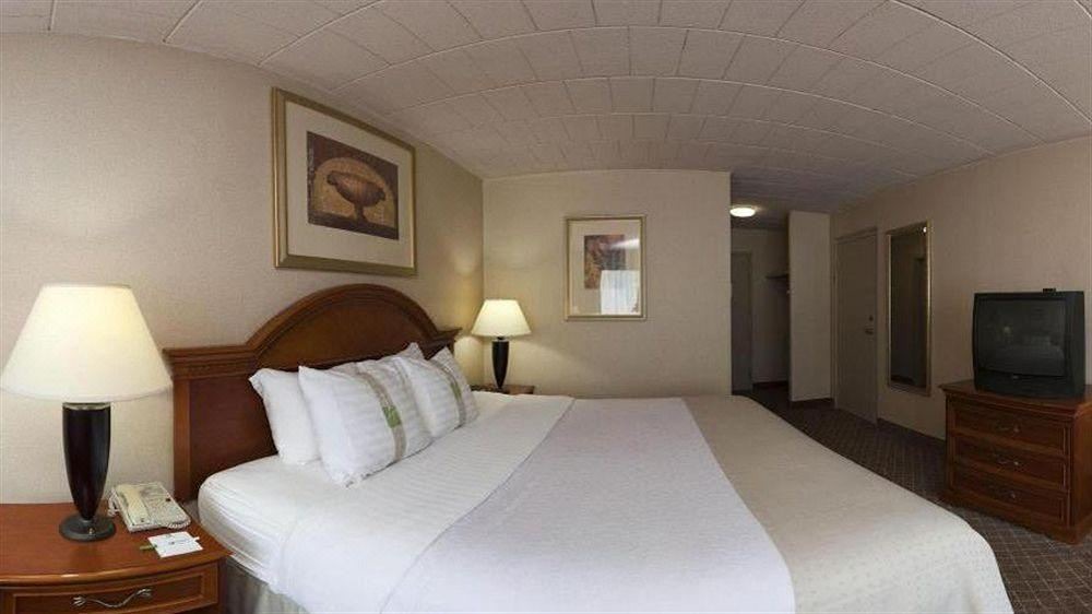 Photo of Bedroom in Racine