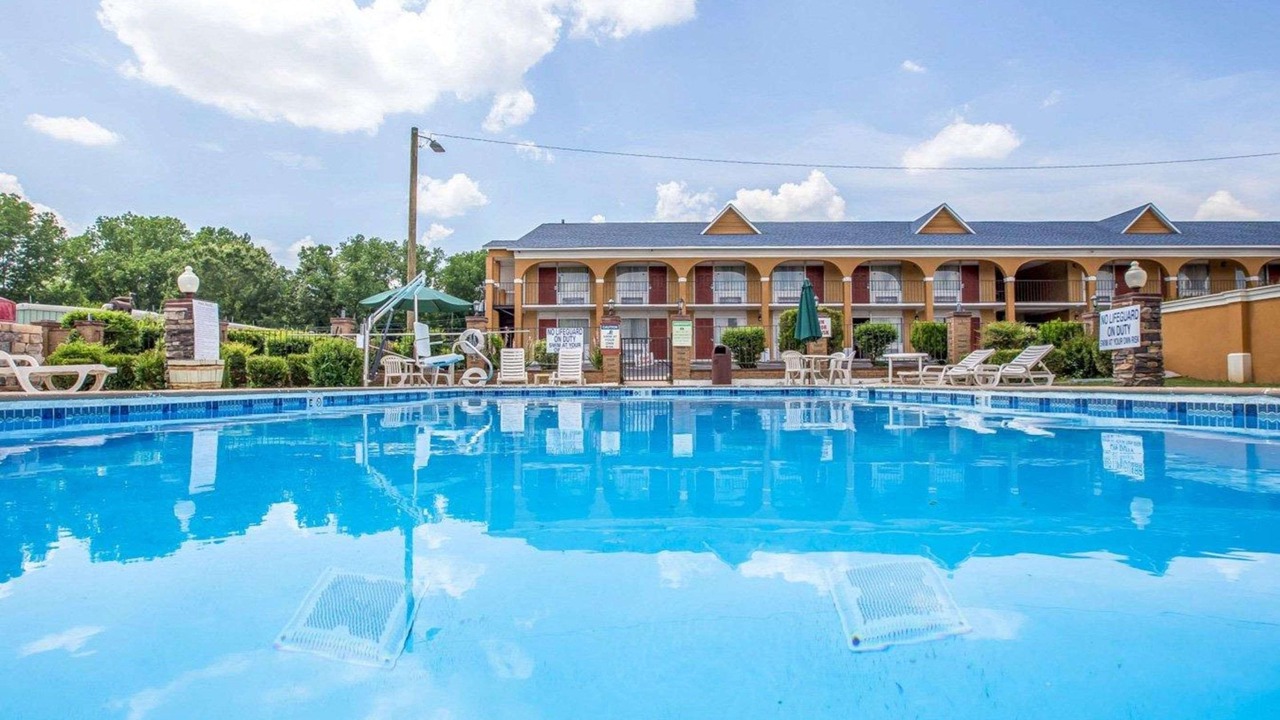 Photo of Outdoor in Greenwood