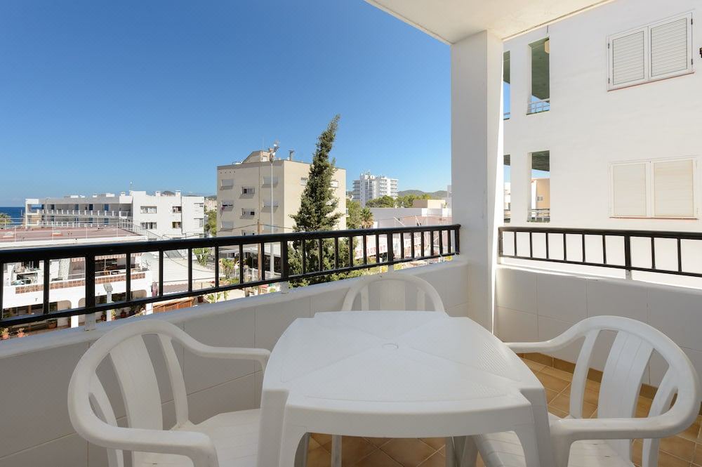Photo of Patio Balcony in San Antonio Bay