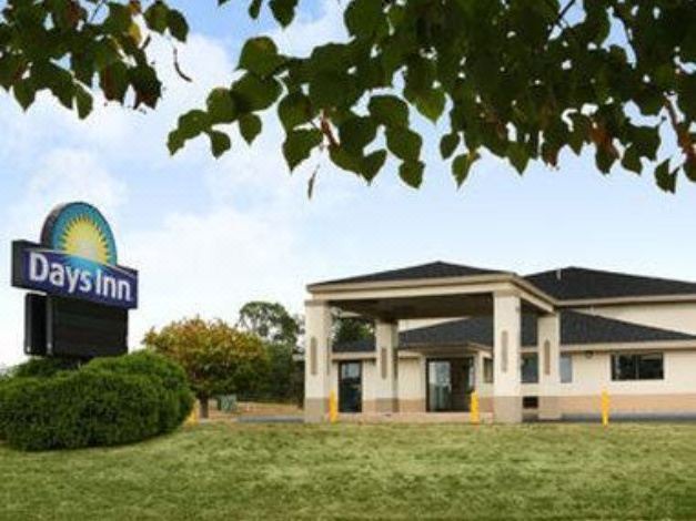 Photo of Buildings in Cloverdale